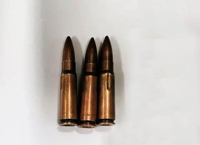 石家莊機場金屬安檢門通道連續查獲未擊發子彈